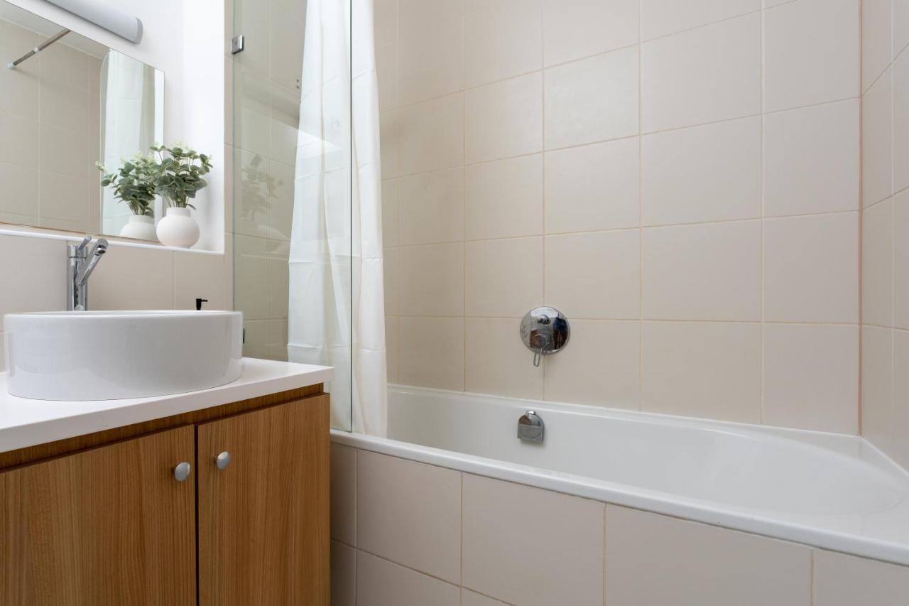 Apartamento Urban Oasis With Free Parking Budapest Exterior foto