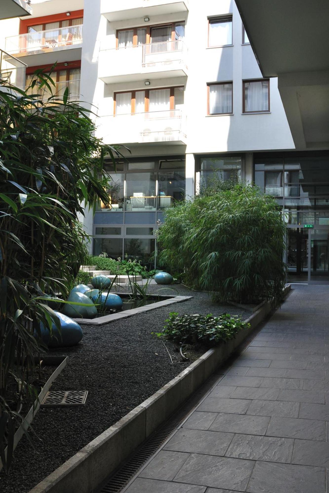Apartamento Urban Oasis With Free Parking Budapest Exterior foto
